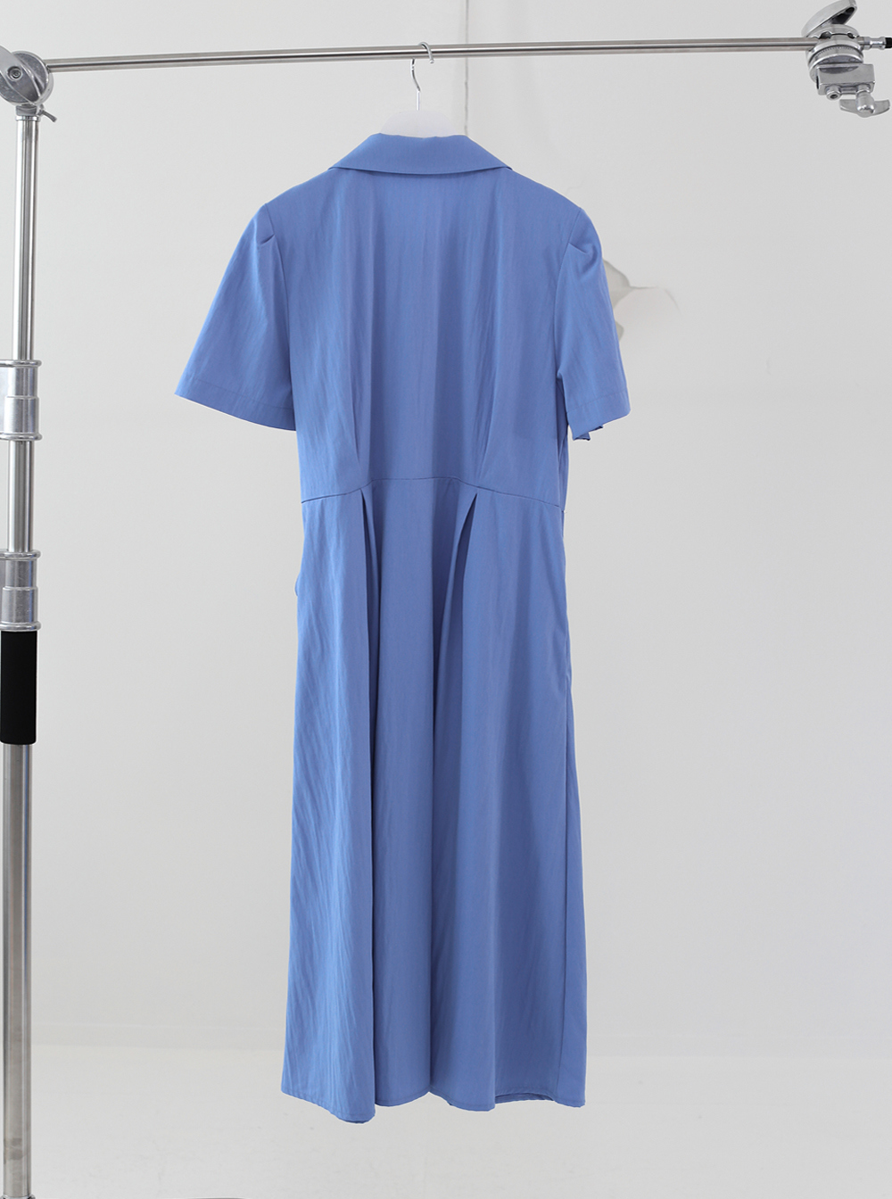 드레스 블루 색상 이미지-S1L25